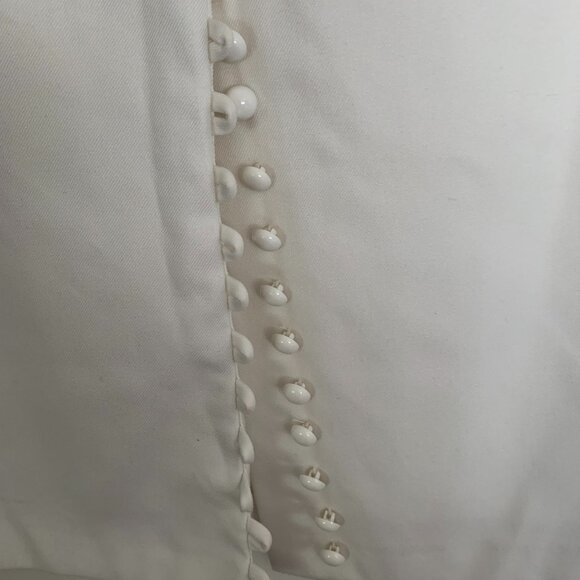 White 3/4 length skirt - Picture 3 of 3